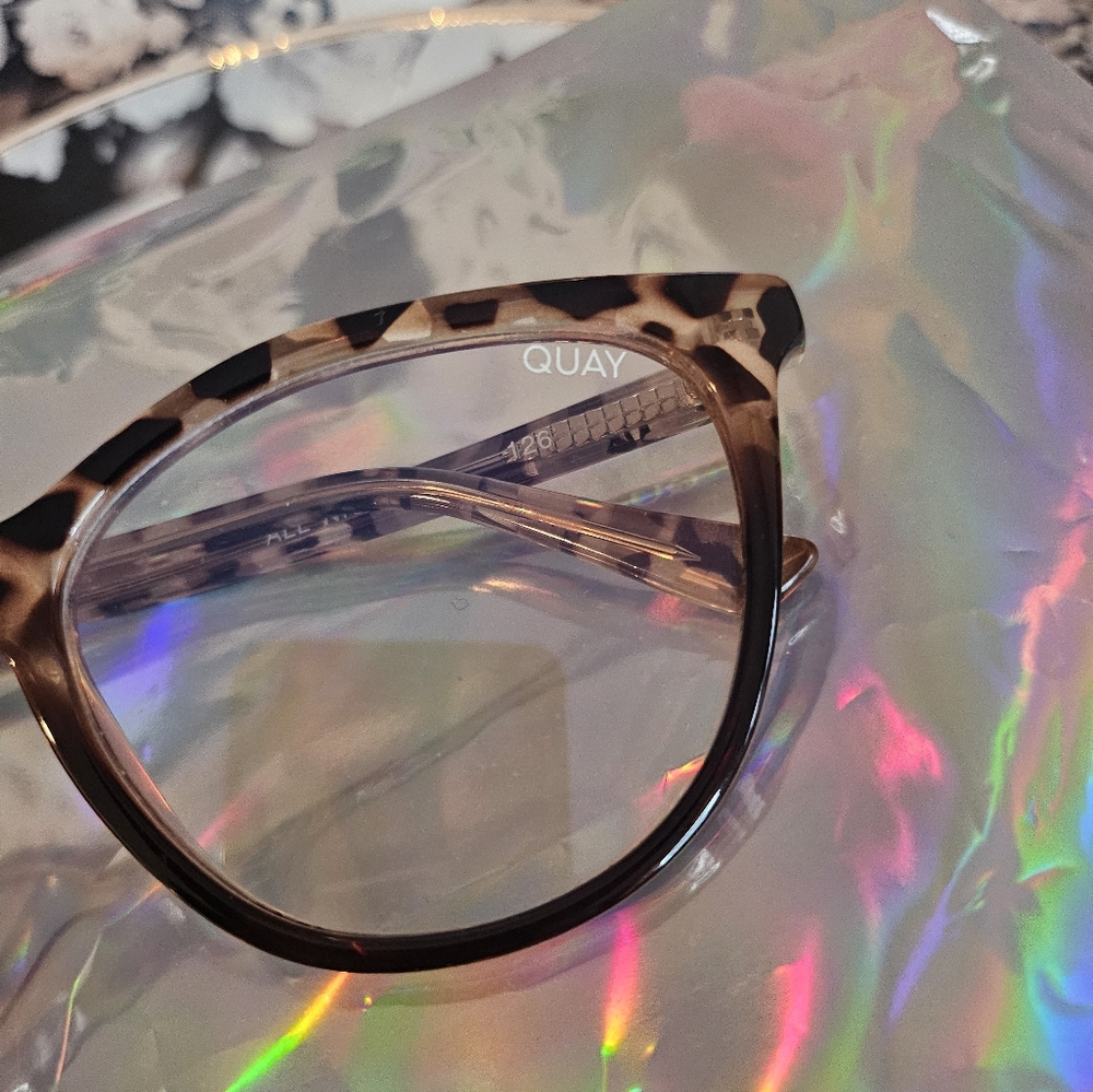 Quay Australia Tortoise Shell Women's Glasses - Picture 3 of 8